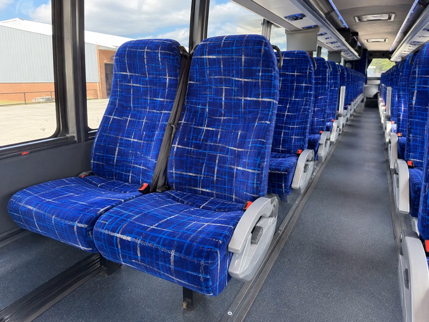 charter bus rentals for bakersfield college roadrunners athletics