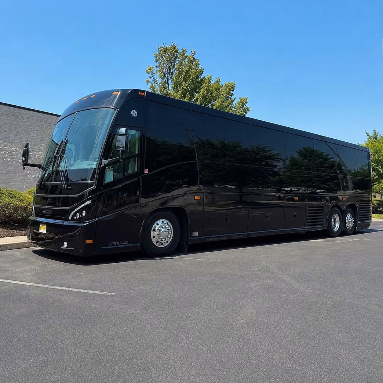 charter buses for bakersfield groups heading to las vegas san francisco and the central coast