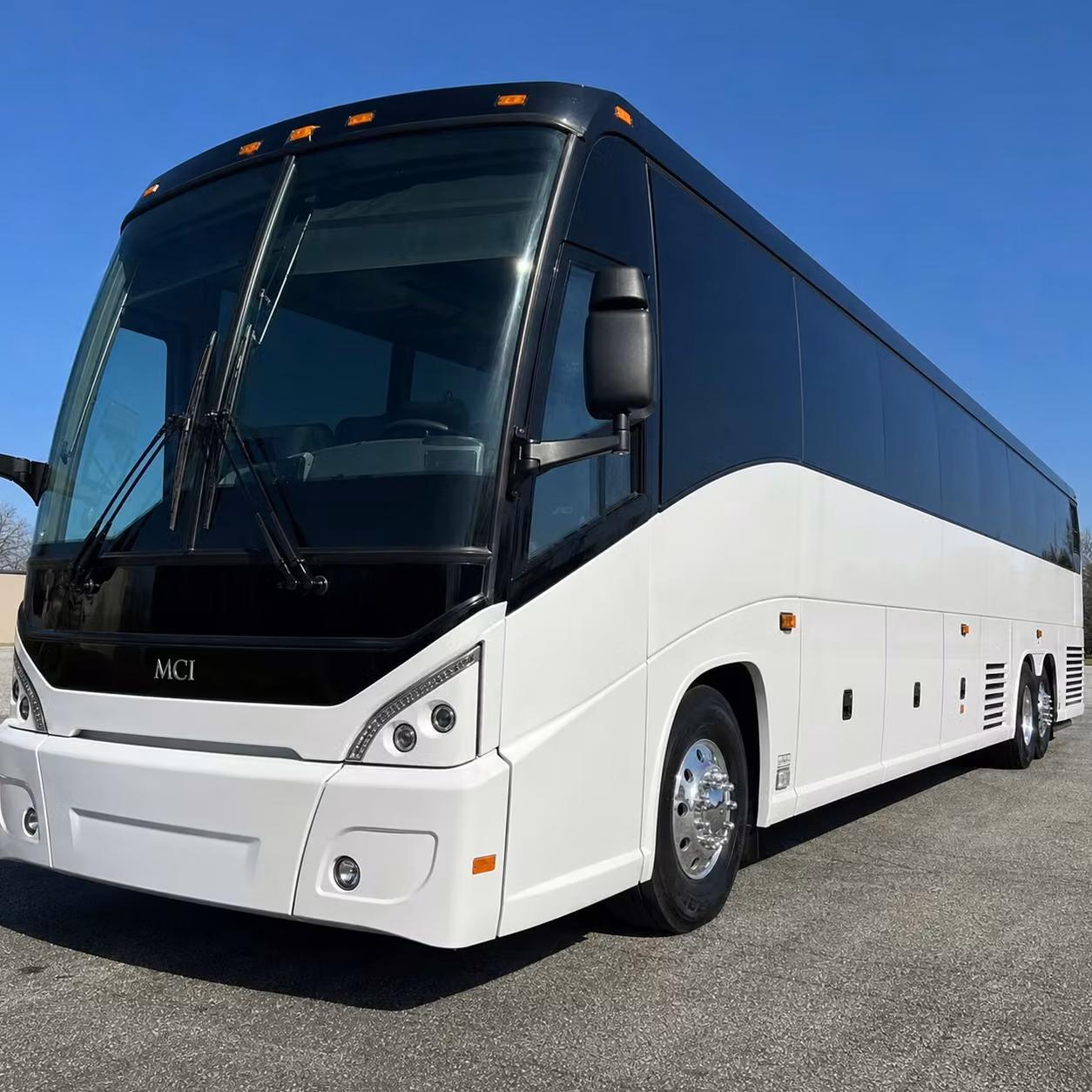 long distance airport transfers from bakersfield to lax burbank and beyond